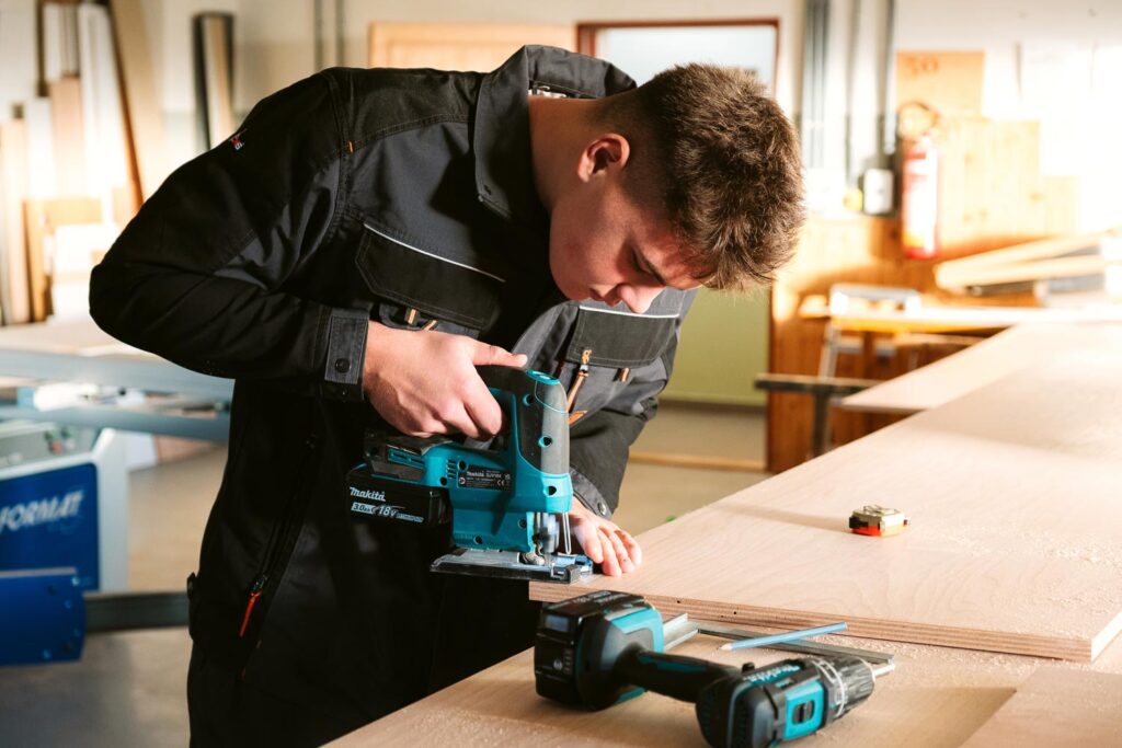 Truhlář - SŠ Stavební Třebíč