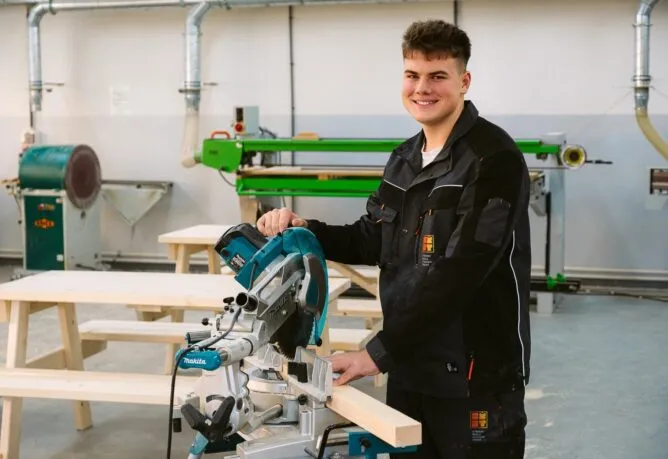 Truhlář - SŠ Stavební Třebíč