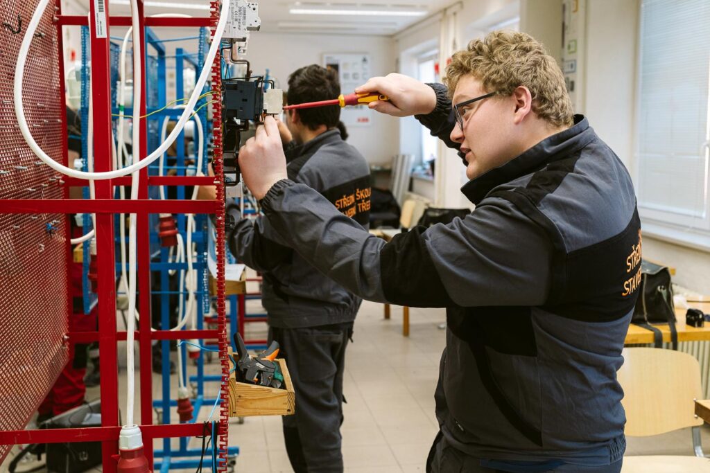 Elektrikář – silnoproud - SŠ Stavební Třebíč