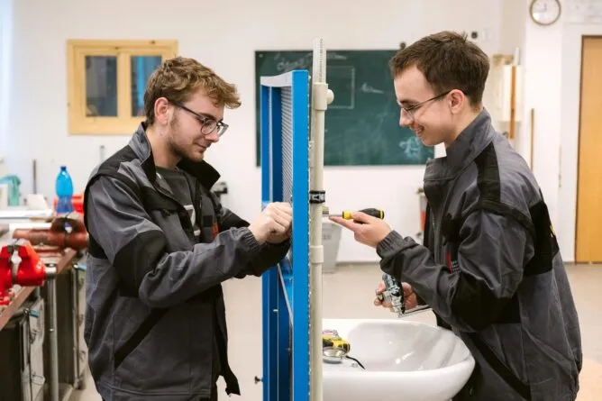 Závěrečné zkoušky - SŠ Stavební Třebíč