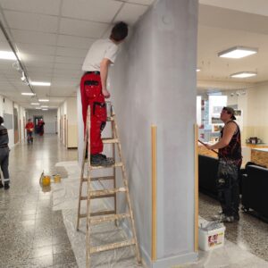 Chodby ožívají díky našim malířům - SŠ Stavební Třebíč