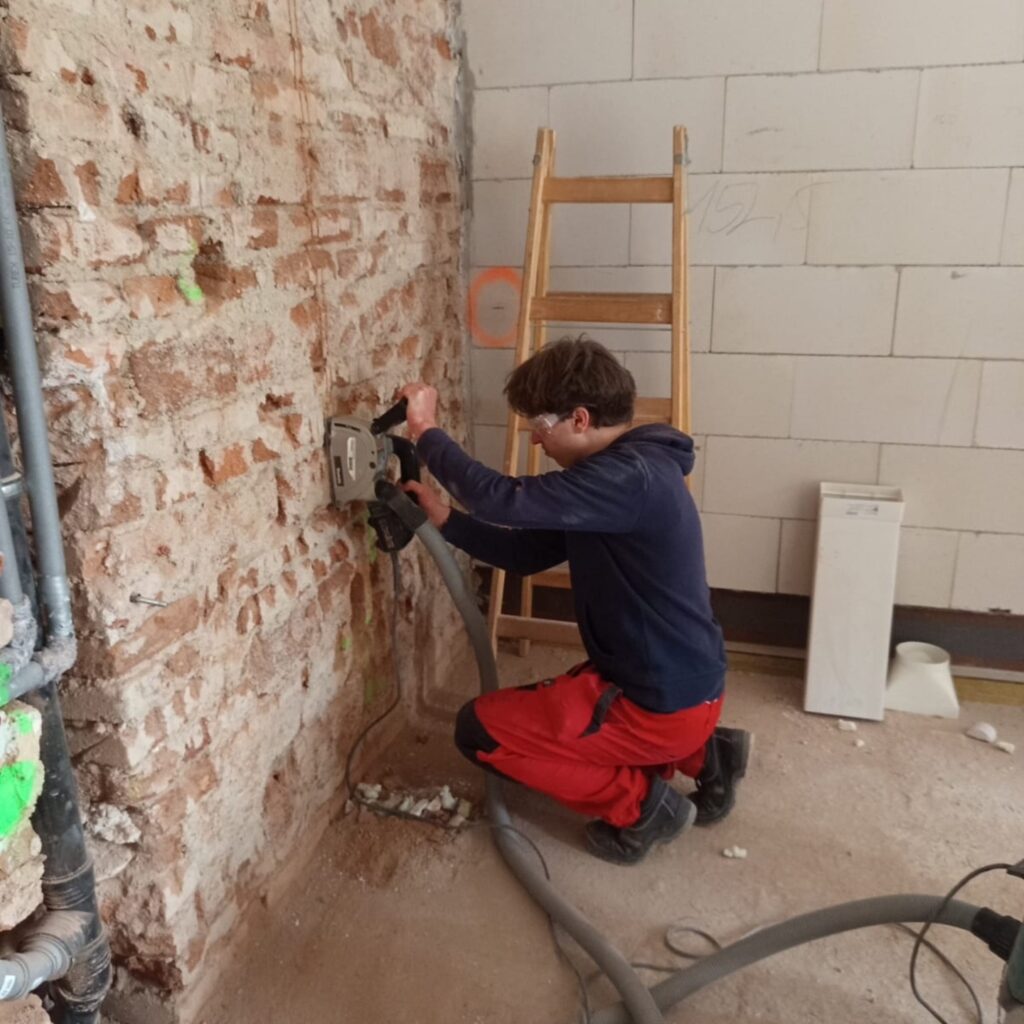 Naši elektrikáři v akci - SŠ Stavební Třebíč