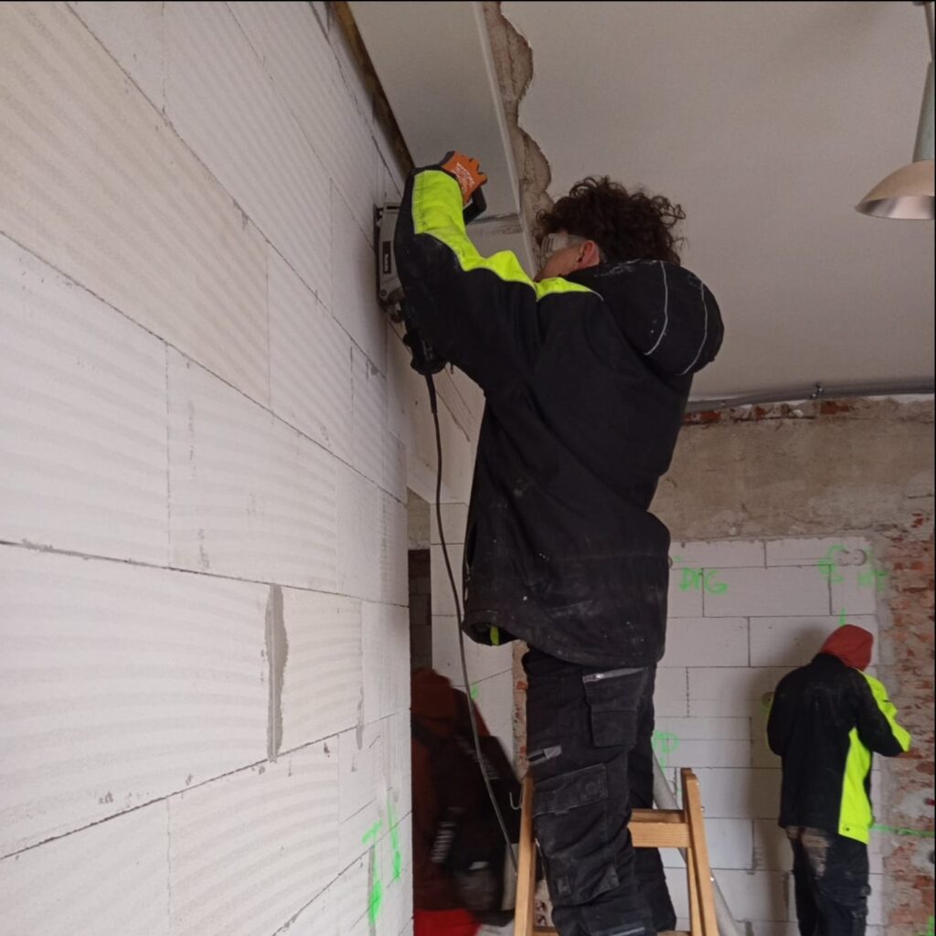 Naši elektrikáři v akci - SŠ Stavební Třebíč