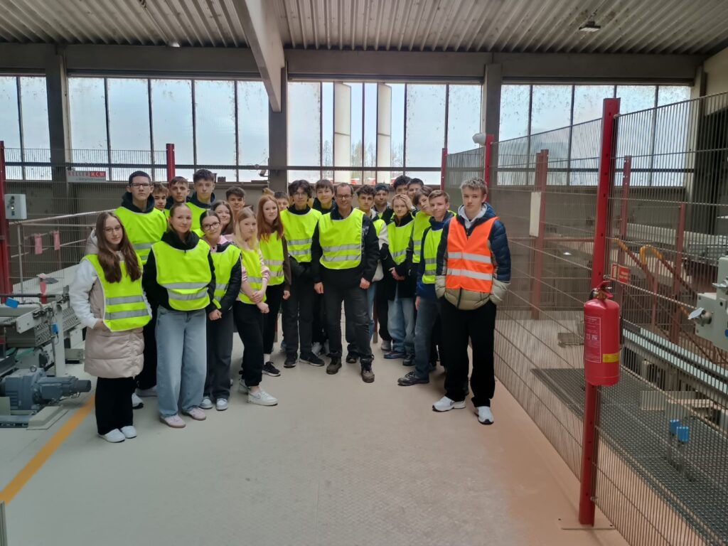 Zatímco se u nás rozhodovalo o budoucích prváčcích, naši studenti čerpali inspiraci v praxi - SŠ Stavební Třebíč