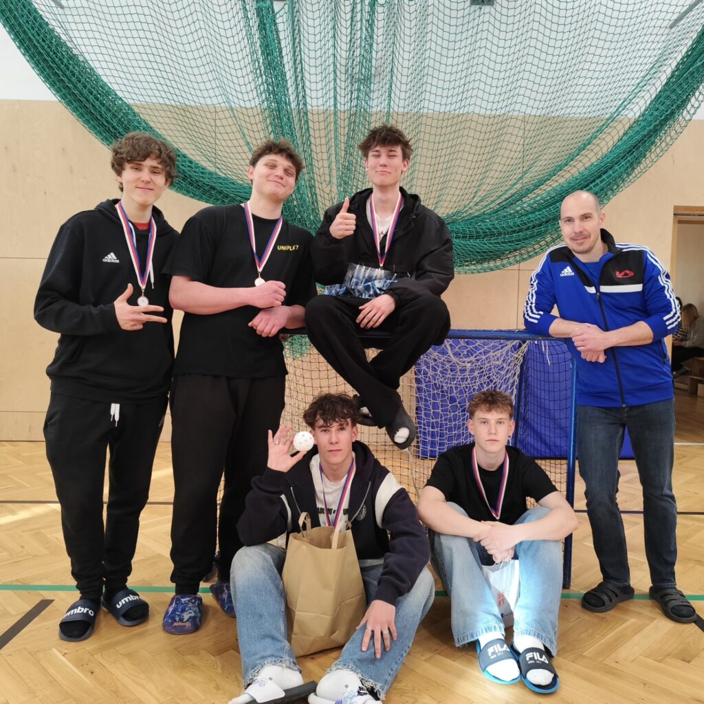 Florbalový trůn patří třídě S3C - SŠ Stavební Třebíč