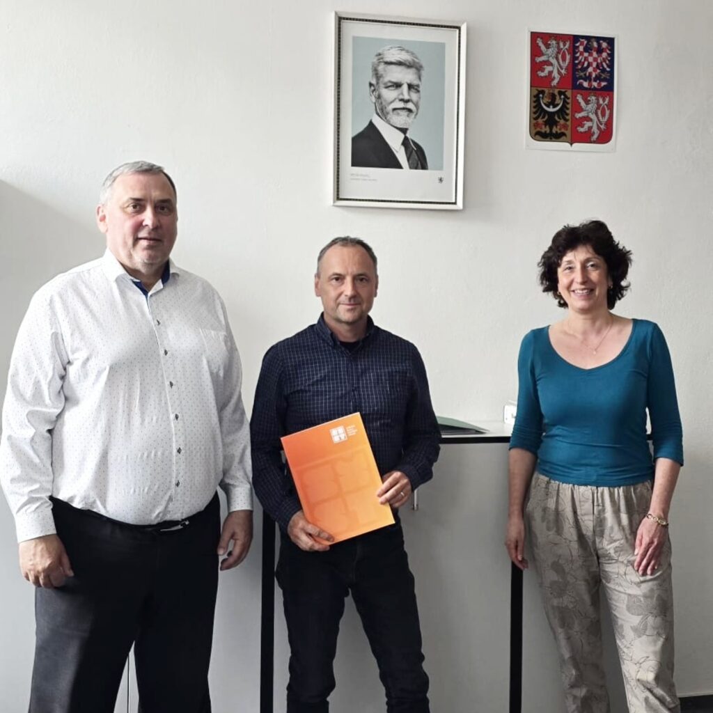 Odborník ze Slovenska předával zkušenosti našim elektrotechnikům - SŠ Stavební Třebíč