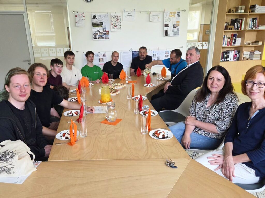 Erasmus+ na naší škole: Hostili jsme studenty a učitele z Litvy - SŠ Stavební Třebíč
