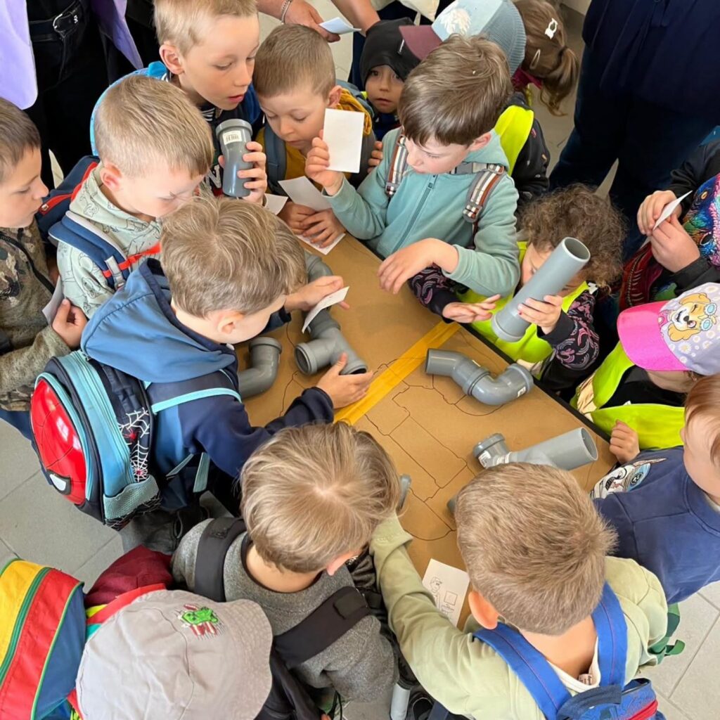 Malí řemeslníci v akci: Navštívily nás děti z MŠ U Obůrky - SŠ Stavební Třebíč