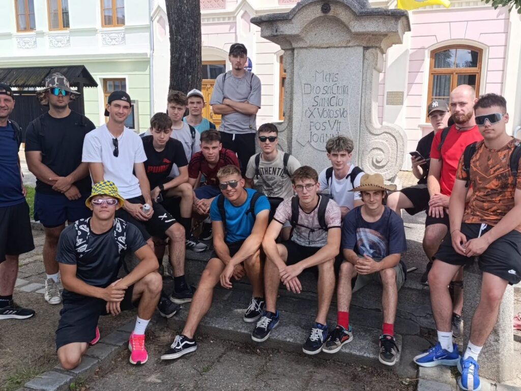 Třetí ročníky vyrazily na sportovně-turistický kurz - SŠ Stavební Třebíč