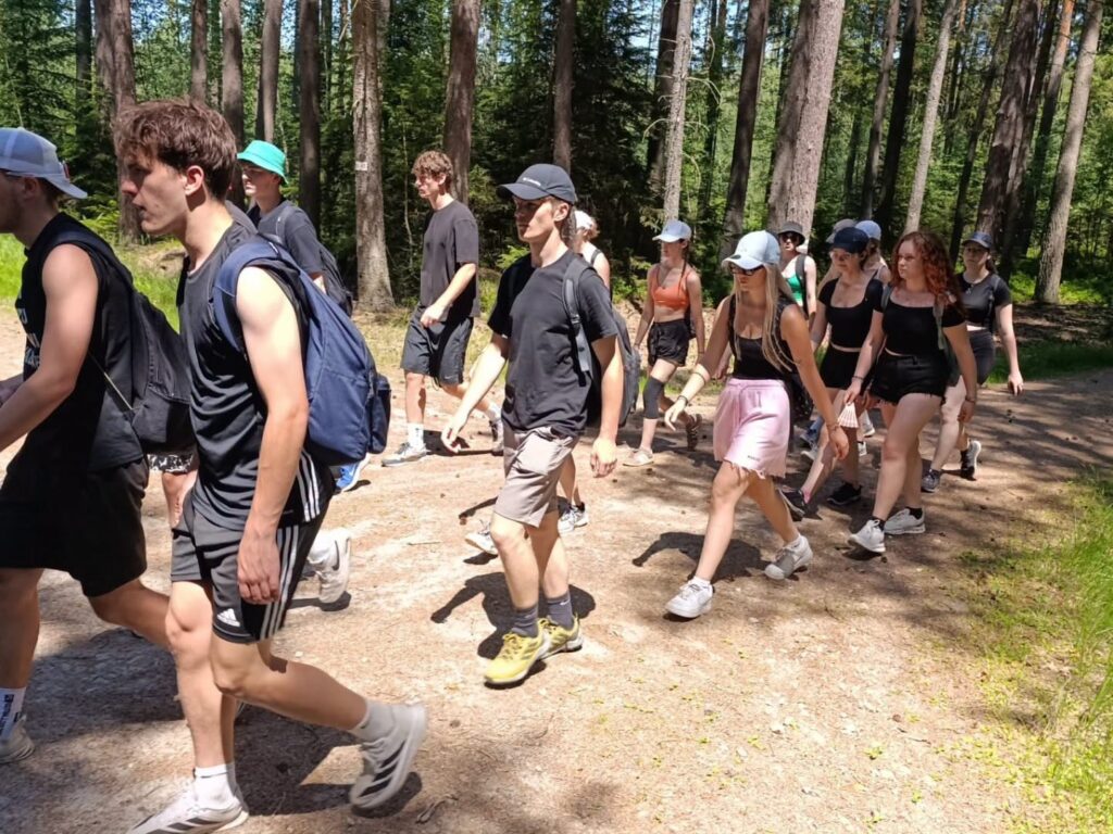 Třetí ročníky vyrazily na sportovně-turistický kurz - SŠ Stavební Třebíč