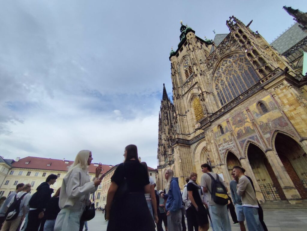 Za korunovačními klenoty do Prahy - SŠ Stavební Třebíč