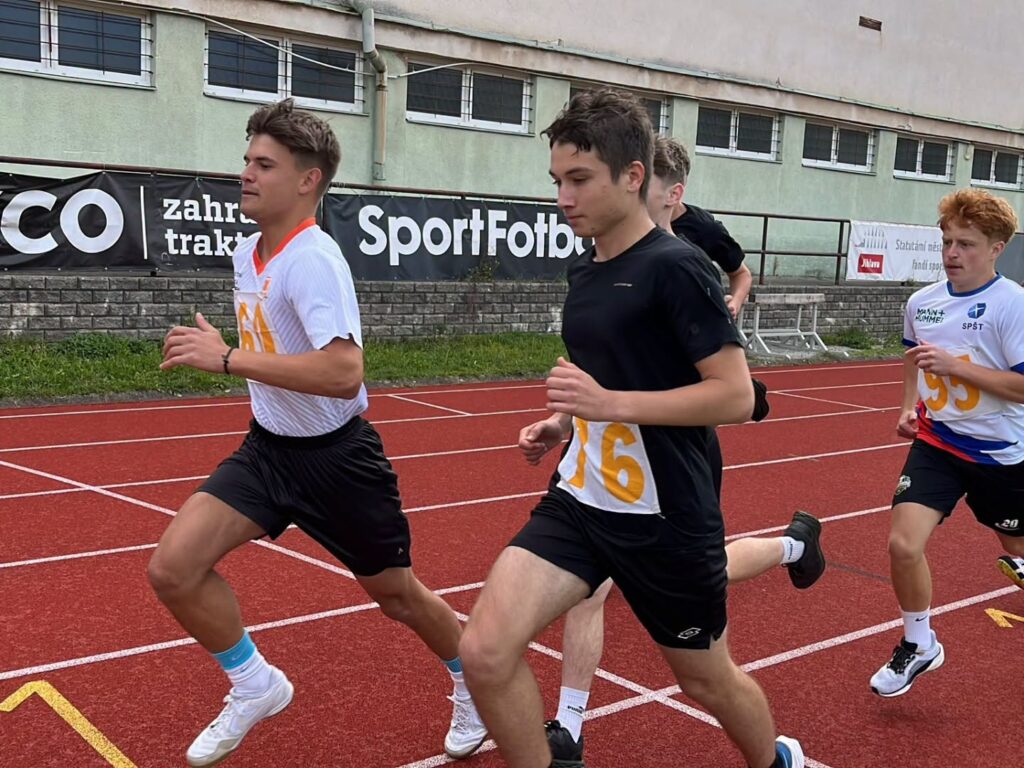 Bronz z krajského kola Středoškolského atletického poháru - SŠ Stavební Třebíč