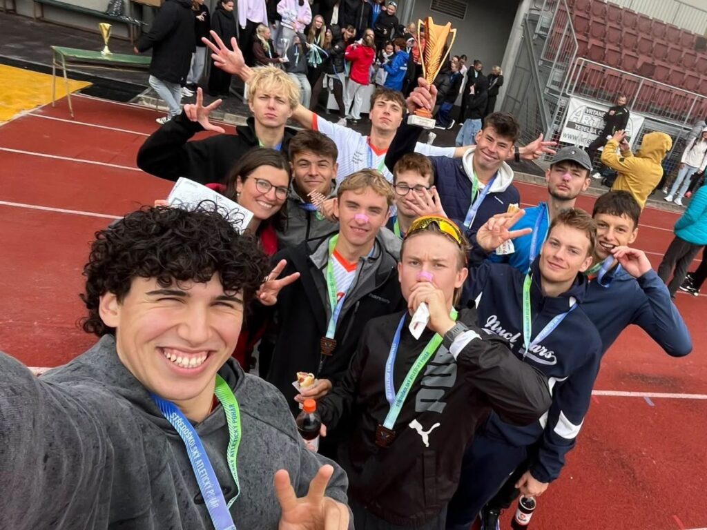 Bronz z krajského kola Středoškolského atletického poháru - SŠ Stavební Třebíč